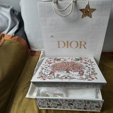 Boite Dior  avec dessin et