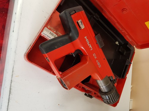 Cloueur poudre hilti - à,
