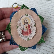 Antique Sacred Heart Reliquary 1900 Holy Heart Reliquary Scapular