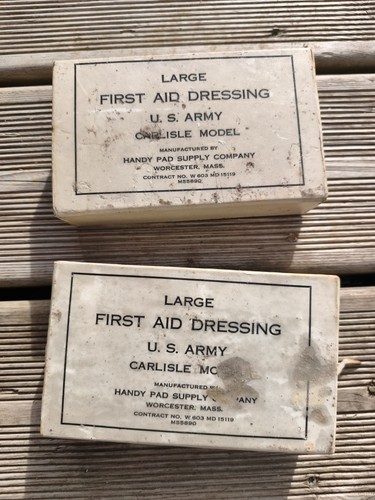 Army first aid - u.s.,