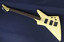 Guitare basse électrique