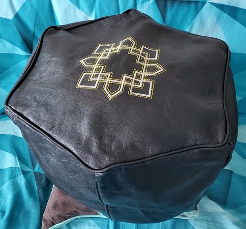 Pouf hexagonal cuir - en,