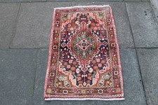 Tapis Oriental En Laine Fait