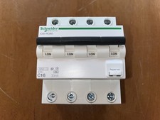 DISJONCTEUR DIFFERENTIEL 4P