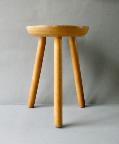 Tabouret tripode bois - tabouret,