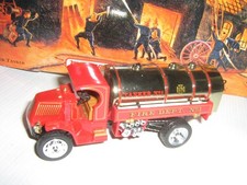 YFE11 1923 Camion citerne d'eau incendie Mack