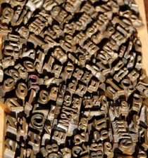 Lot de caractères à dorer