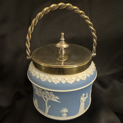 Wedgwood jasperware biscuit - jasperware,