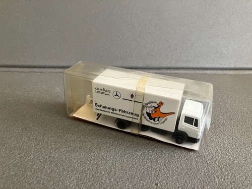 Voiture miniature camion - voiture,