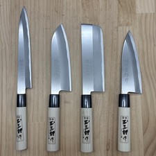 Ensemble De Quatre Couteaux De