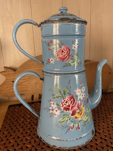 Cafetière émaillée ancienne