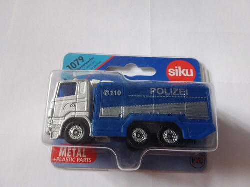 Siku 1079 camion eau - à,