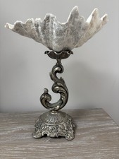 Grand coquillage bénitier monté sur un socle en bronze argenté