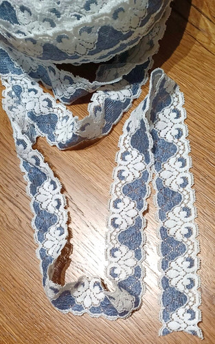 Dentelle bleue blanche - dentelle, et
