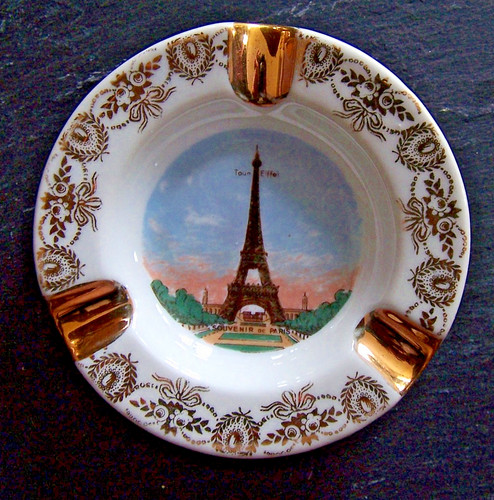 Cendrier décor la tour - cendrier,