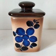 Pot carré avec couvercle en céramique peinte