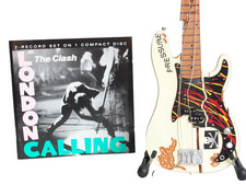 Guitare basse miniature Axe heaven Fender Precision distress Paul Simonon Clash