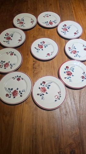 Set assiettes à - de,