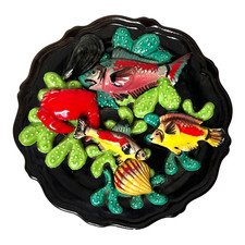 ASSIETTE TROMPE L'ŒUIL  VALLAURIS CÉRAMIQUE XXème POISSONS COQUILLAGES