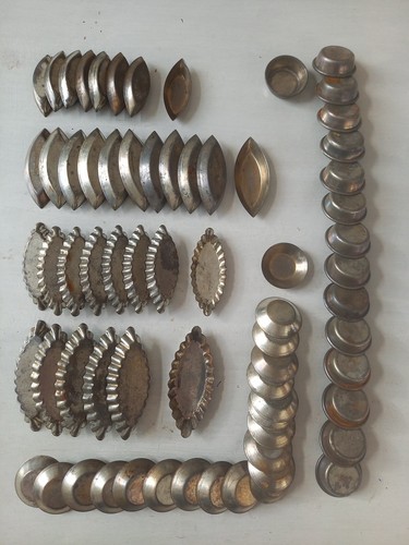 Lot moules pâtisserie - 68,