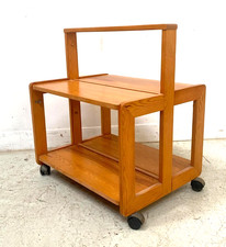 Table basse a système pliable