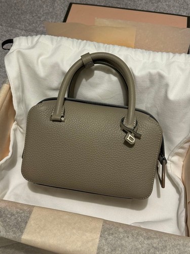Good condition delvaux cool
