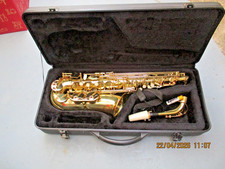 SAXOPHONE ARLAY et sa valise