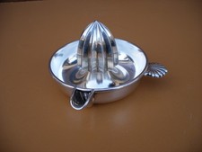 presse agrumes métal argenté