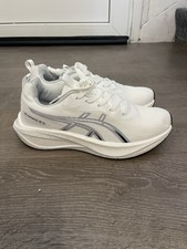 Chaussure Asics Sport