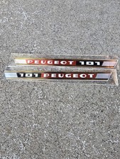 Peugeot Mobylette 101. Paire autocollants chromés et gauffrés relief .