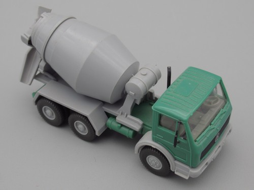 Camion toupie béton - camion,