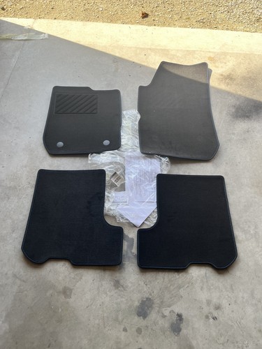Ensemble tapis sol - tapis,