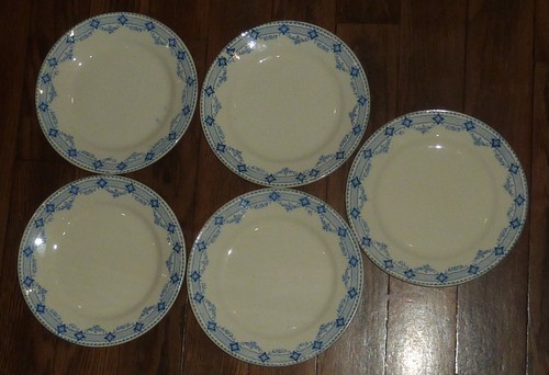 Assiettes dessert très - 5,