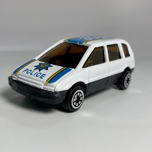 Pioneer nissan prairie 64 - pioneer, 1:64