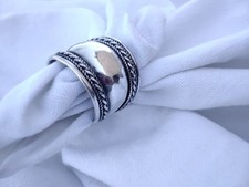 Grosse Et Belle Bague