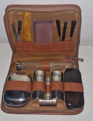 Trousse toilette rasage - toilette,