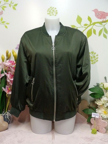 Vêtement occasion femme - ,