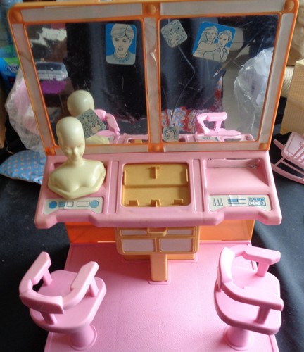 Meubles barbie salon - meubles,