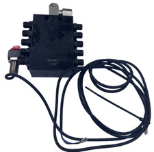 LINCOLN SKF SSV 10 KN  Mod  6912-00018-4 Lubrication System W Proximity Switch