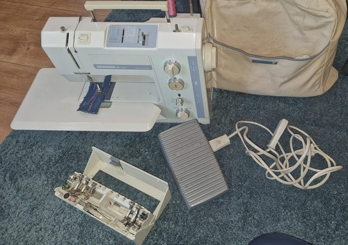 Bernina 1015 machine coudre - machine, a