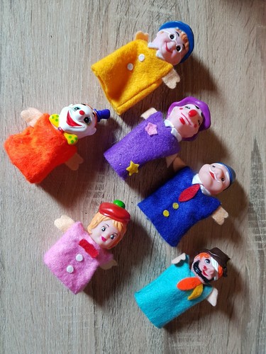 Lot petites marionnettes - petites,