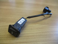 AUX Connector Socket AUDI TT 8J A3 8P A4 A5 Q5 8K0035474