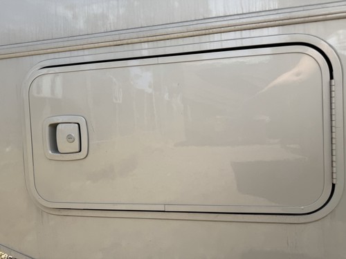 Right side luggage - right, storage
