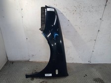 AILE AVANT GAUCHE POUR