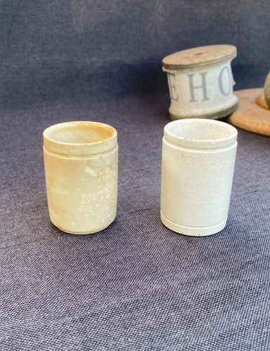 Petits pots onguant - petits, à