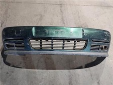 S R enjoliveur pare-choc avant