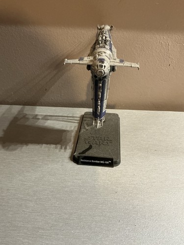 Star wars resistance bomber - star,