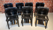 Suite de sept chaises modèle