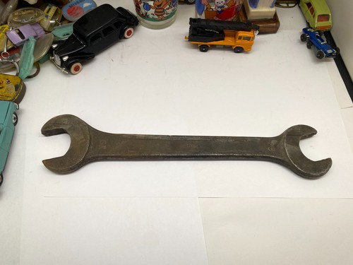 Ancienne cle plate facom 29 - cle,