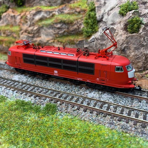 Locomotive électrique 103 - électrique,